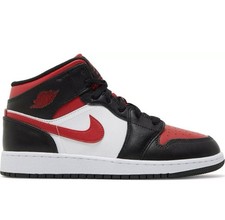  554725-079 Youth Air Jordan Retro 1 Mid 'Black Fire Red' GS Size 5Y