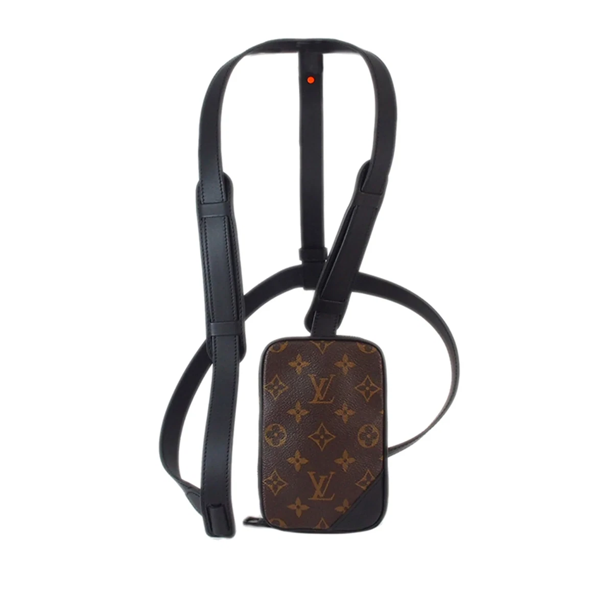 Side outlet utility bag