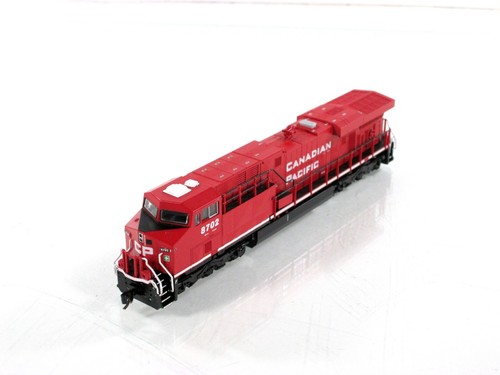 N Scale **CANADIAN PACIFIC** ES44AC Locomotive #8702 - Fox Valley 70171, DCC Rdy - Picture 3 of 7
