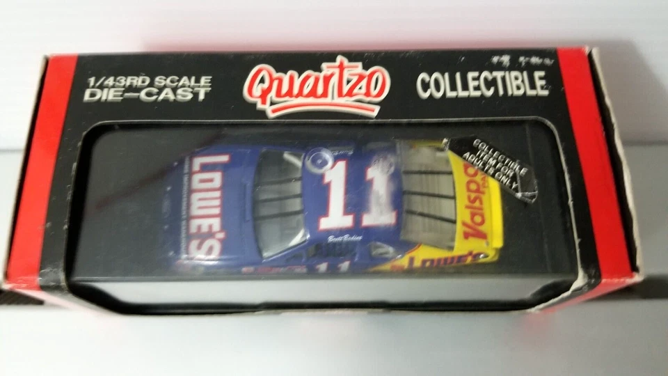 Quartzo NASCAR Ford Thunderbird #11 Brett Bodine - Lowe's - 1:43 Diecast - Image 2 of 4