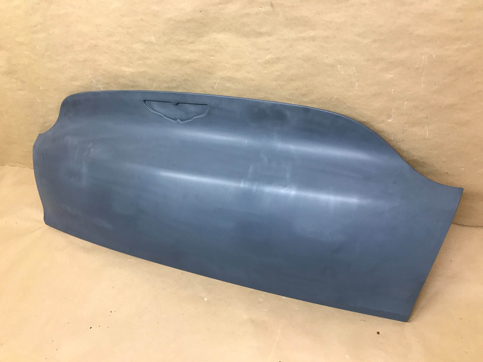 New Genuine 2020 2021 2022 2023 Aston Martin DBX Trunk Lid Tailgate Luggage OEM