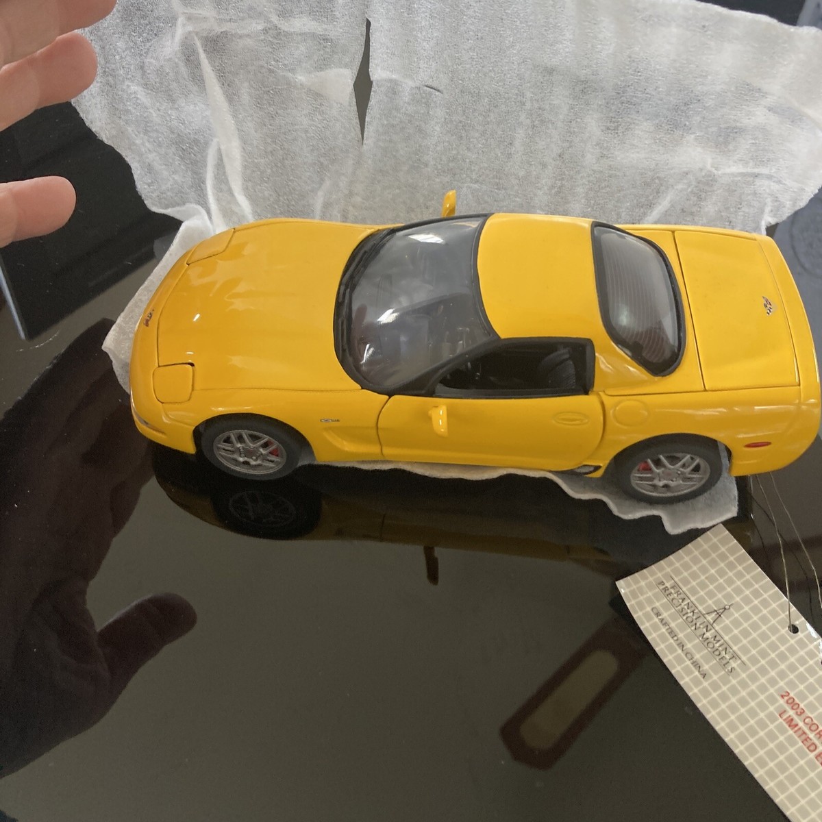 Franklin Mint 2003 Yellow Corvette Coupe Z06 50th