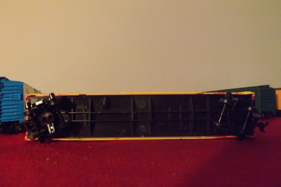 Tyco HO Scale Old Dutch Cleanser Box Car "Chases dirt" ODCX 3752 - Image 2 of 4