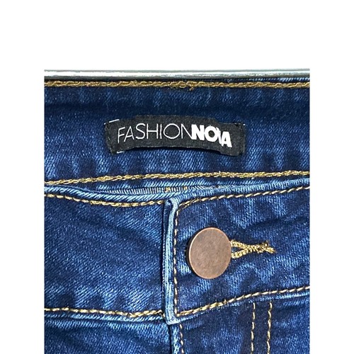 Fashion Nova Skinny Jeans Slim Leg Dark Wash Stretch Womens Denim Juniors 5 NWT - Picture 4 of 8