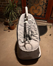 4moms mamaRoo Infant Baby Bouncer Seat w/ Toy Bar, Music - Gray/White