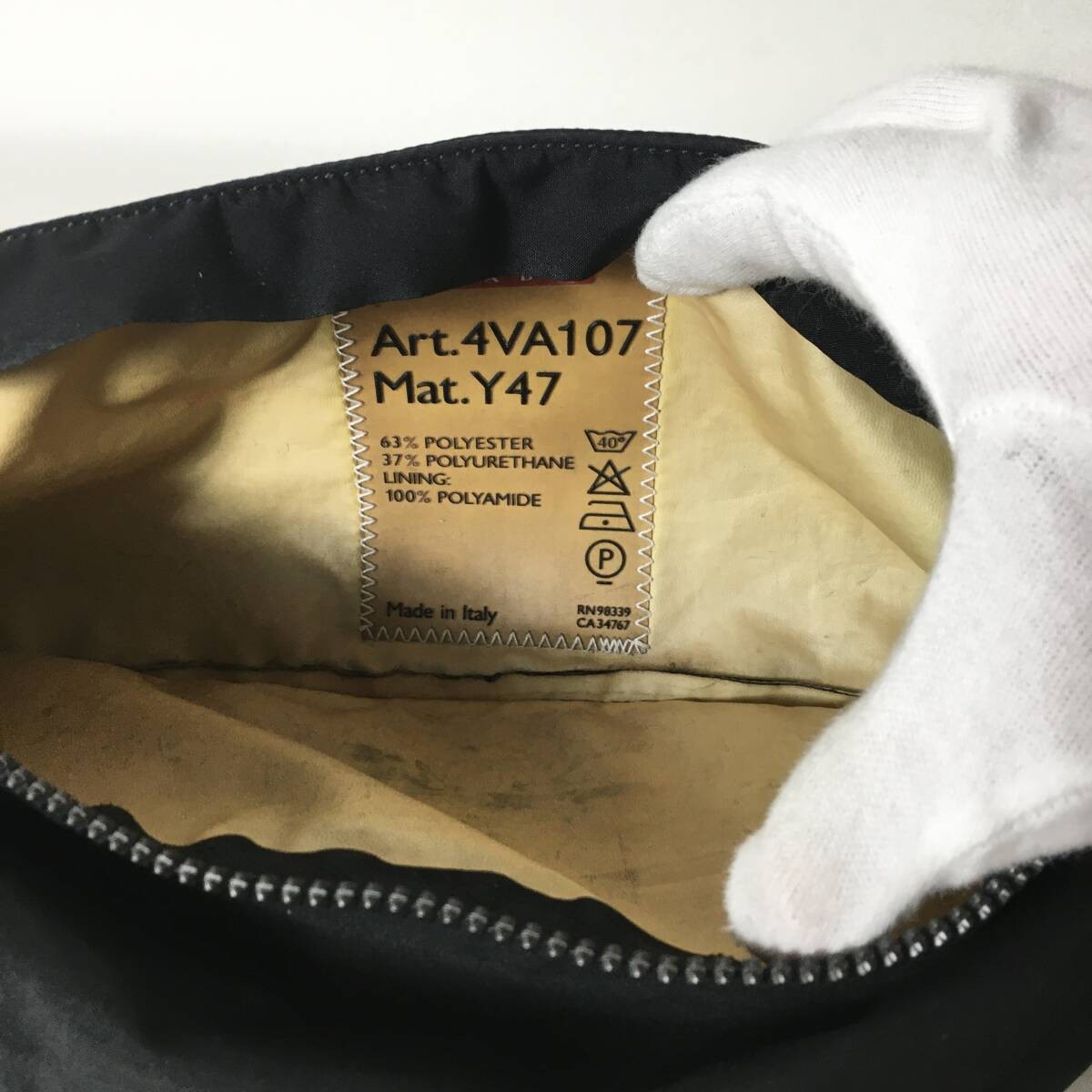 Prada Body Bag 77B131 Black Canvas Purse Vintage Authentic thumbnail 9