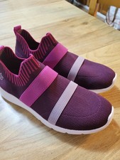 NWOB SPENCO Karma Stretch Slip-on Sneakers In Grape Wine sz 7-B SUPER COMFY  