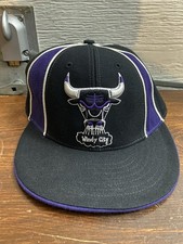 Chicago Bulls NBA Hardwood Classic Fitted Cap Hat 7 1/4 Black Purple Windy City