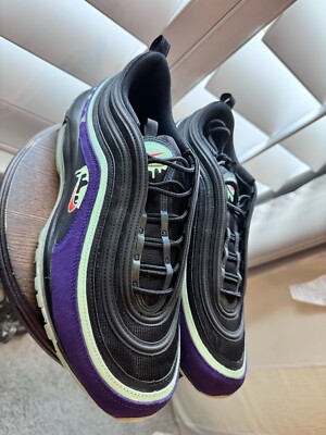 air max 97 halloween slime on feet