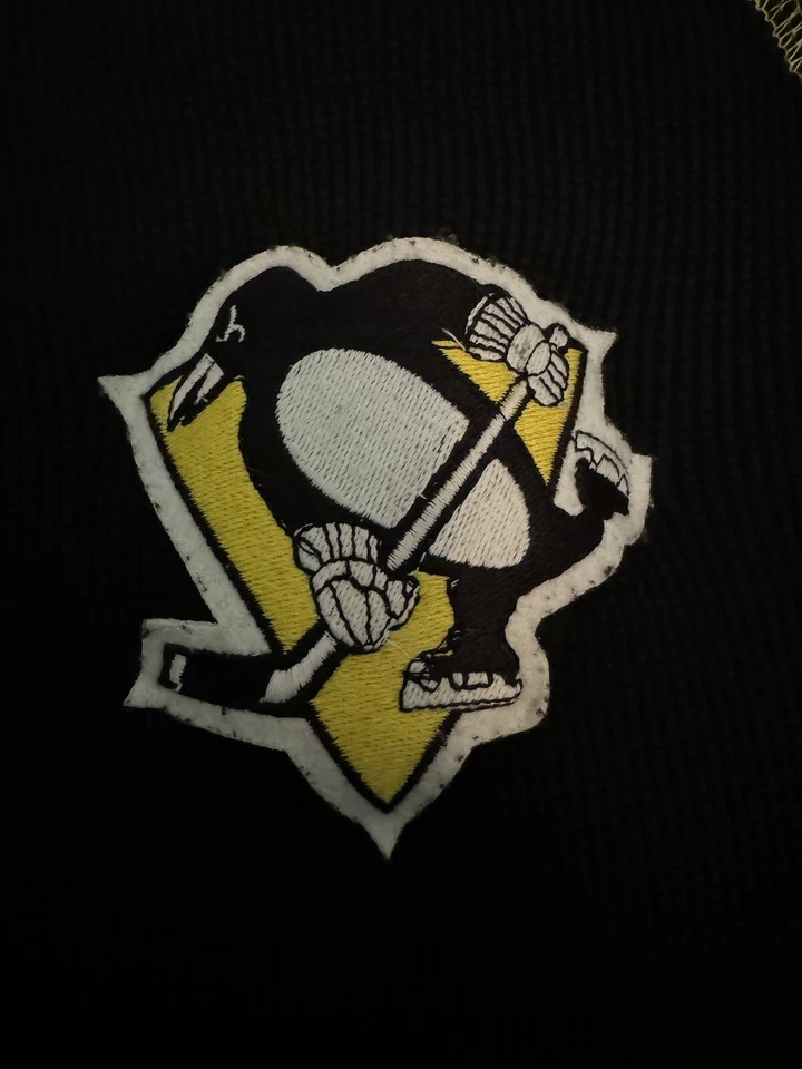 Red Jacket Men's Sweater Black Sz L 100% Cotton Thermal Pittsburgh Penguin Logo - Image 2 of 4