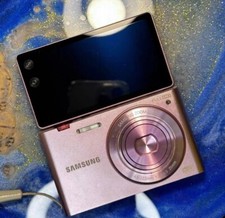 Samsung MV900f Flip-out Vlog Camera Pink Preowned