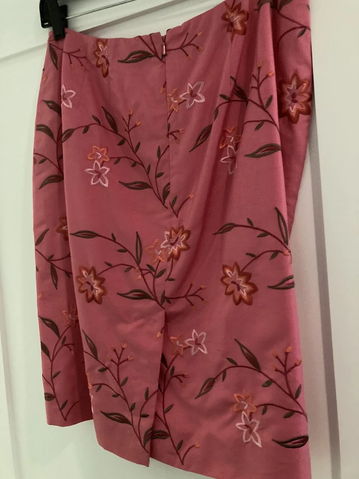 Dana Buchman Pink 100% Silk Skirt Suit Separates Jacket Sz 10P Skirt Sz 14P NWOT - Image 4 of 4