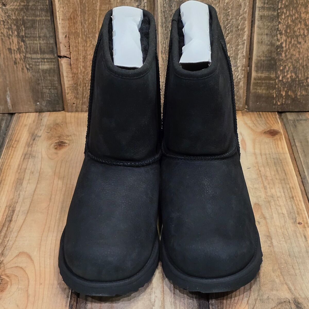 UGG CLASSIC WEATHER SHORT BOOT BLACK WATERPROOF LEATHER UGG CLASSIC WEATHER SHORT BOOT BLACK WATERPROOF LEATHER