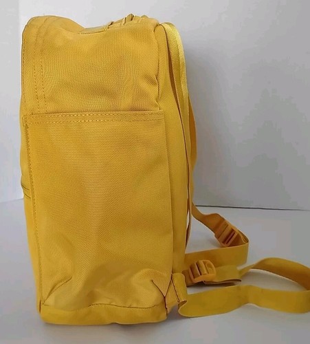 Zaino Baboon To The Moon Mini (8L) Giallo Sole Canarino - Foto 2 di 11