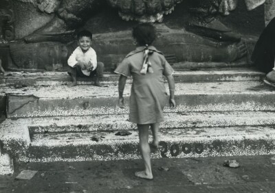 Nepal Kathmandu Kleinkinder altes Foto Defossez 70er Jahre
