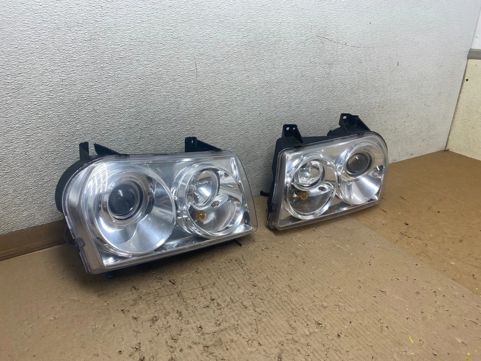 Faróis de halogênio esquerda+direita Chrysler 300 2005 2006 2007 fabricante de equipamento original U2390 DG - Imagem 3 de 4