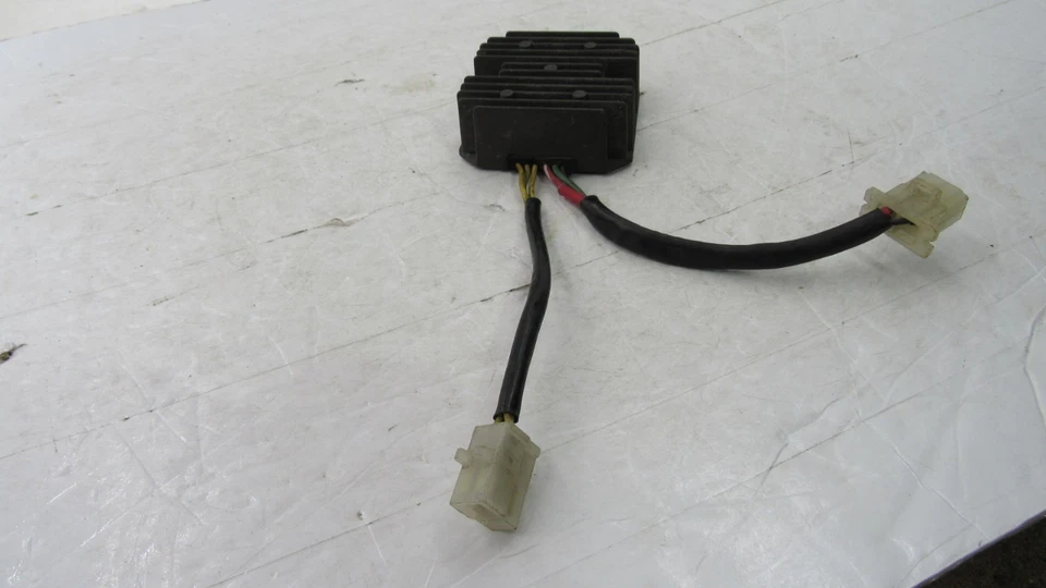 Honda CM400T 1980 OEM regulador de voltaje rectificador Foto 3 de 4