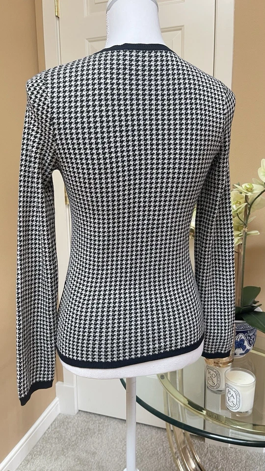 Cárdigan Chritian Dior talla 4 $1360 al por menor Foto 2 de 4