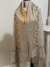Elegant Embroidered Scarf for Women - Cozy & Warm, Perfect for Fall/Winter