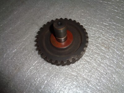 JOHN DEERE L. HERCULES ENGINE IDLER SHAFT GEAR WITH THRUST WASHER.