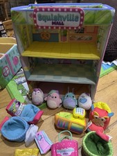 Squishmallows Squishville Mall Play Set With 12 Accessories
