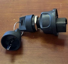 Cole Hersee ignition switch 95060-07 2 Pole sealed key off/on 2A 48Vdc