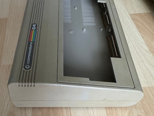Commodore C64 Boîtier, Fabriqué En Angleterre, Bon État #10 25 - Photo 10 sur 11