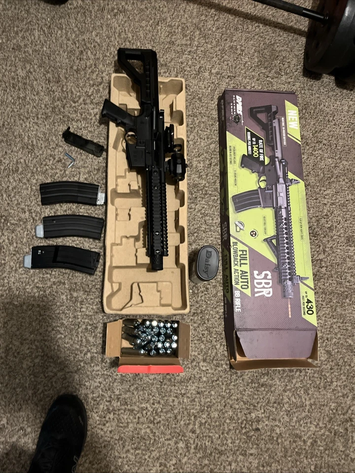 SBR全自动反冲式空气步枪带配件和额外弹匣、二氧化碳和Bbs — 第 2/4 张图片