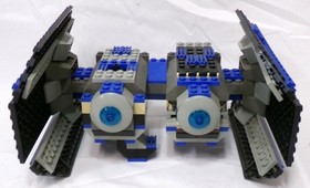 Lego Star Wars 4479 TIE Bomber 2003 Set Incomplete With Instructions