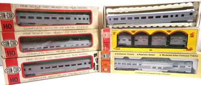 HO gauge Con-Cor passenger set in original box (lot 502)