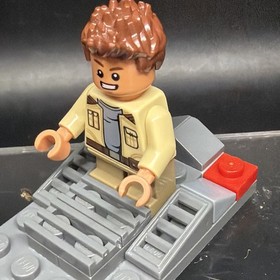 LEGO Star Wars Rowan Minifigure Freemaker Adventures Tracker I 75185 sw0851