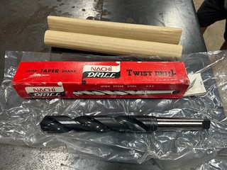 NEW! Nachi HSS 1 1/2” Drills MT No.4 L601 tapered shank drill bit