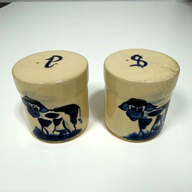 Beige/Blue Ceramic Cow Salt & Pepper Shakers Set of 2 Decorative Glossy