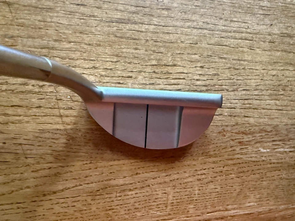 ODYSSEY White Damascus # 9 33Inch Putter, Rare Round Head, Japan, Exc. Condition - Image 4 of 4