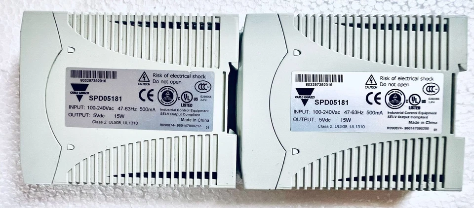 FUENTE DE ALIMENTACIÓN CONMUTADA CARLO GAVAZZI SPD05181 AC/DC 18W 5V (LOTE DE 2 UNIDADES) Foto 3 de 4