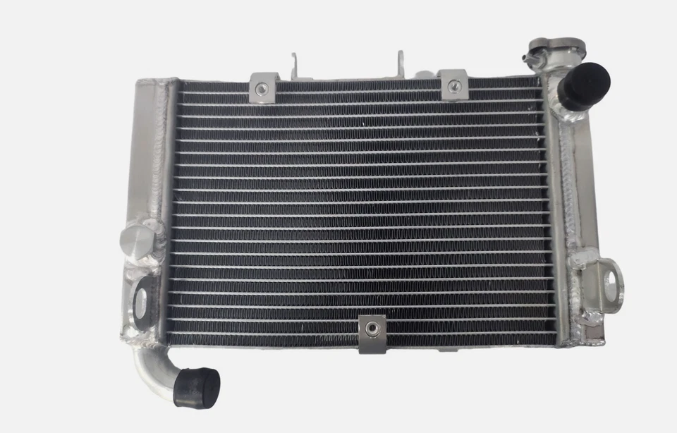 NUEVO radiador de aluminio de refrigeración por agua del motor para Honda Magna 750 VF750C 1994-2003 Foto 2 de 4