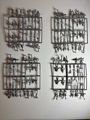 Hat Industries # 8081 WWI Austrian Infantry Heavy Weapons 1/72 Scale Figures