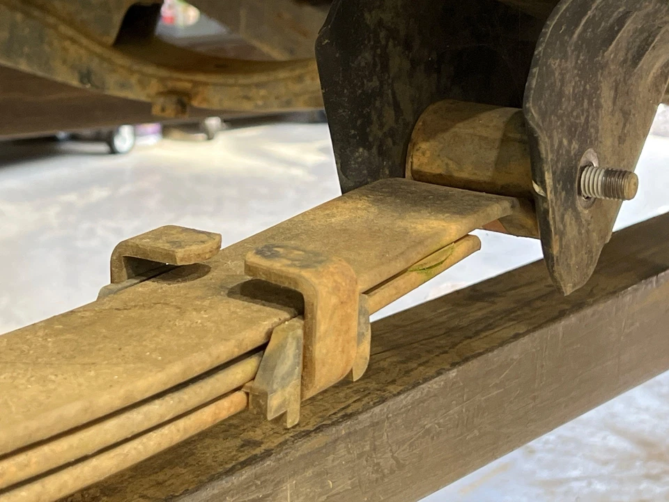 04-12 Chevy Colorado Conjunto de resorte de hoja trasera Z85 genuino OEM 25986742 Foto 3 de 4