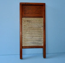 ANTIQUE "BUSY BEE" METAL & WOOD WASHBOARD LAUNDRY CLOTHES SCRUBBING TOOL AAFA