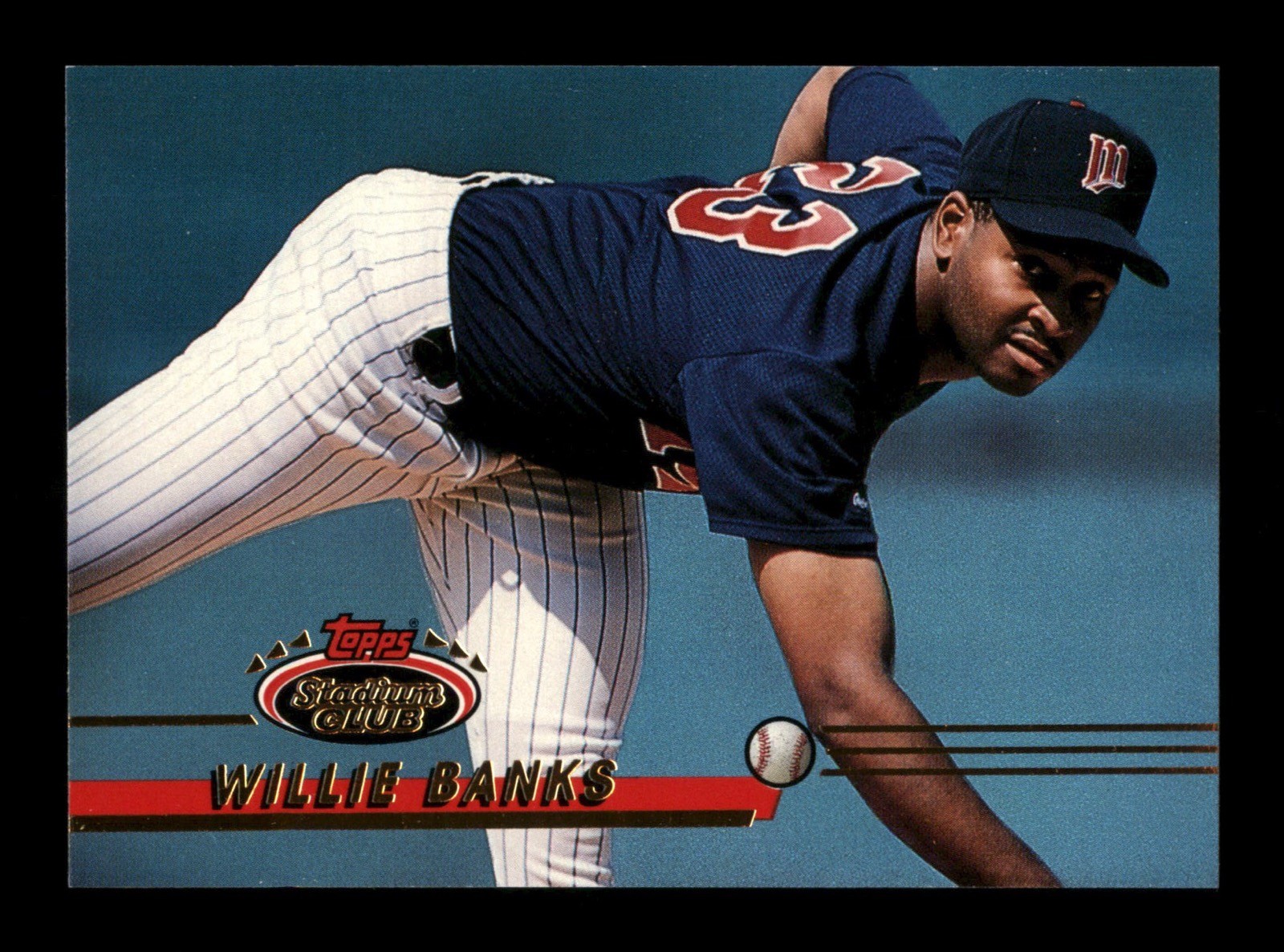 170 Willie Banks 23 Twins 1993 Topps Baseball Sports Trading Card