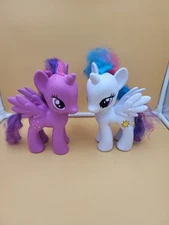 Loy Of 2 My Little Pony Hasbro Toys 2013 And 2015 Unicorn Rainbow Hair