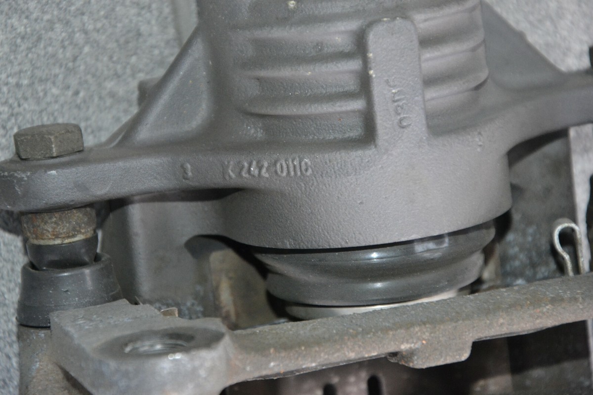Corvette C5 Brake Calipers Rear Left 4261444 | eBay