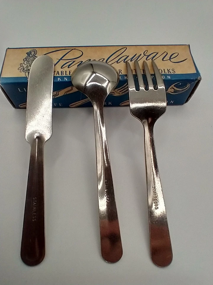 Juego de mesa de pamelaware vintage años 50 servicio para gente pequeña cuchillo tenedor cuchara Foto 2 de 3