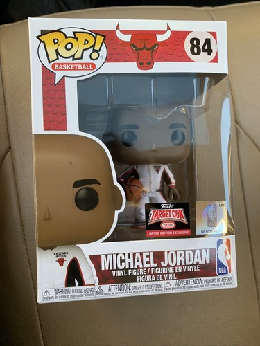 Funko Pop! Michael Jordan White Warm-Up 
