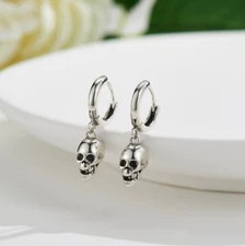 A Pair 925 Sterling Silver Biker Small Men Women Skull Huggie Hoop Earrings PE60