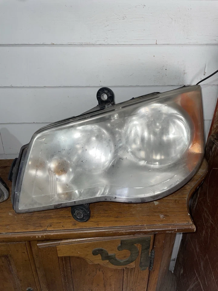  2008 - 2016 克莱斯勒城镇和乡村车头灯 / 2011 - 2020 道奇 Grand Caravan  — 第 3/4 张图片