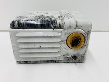 VTG RCA 9-SX SALT & PEPPER BEETLE PLASTIC DECO TUBE RADIO