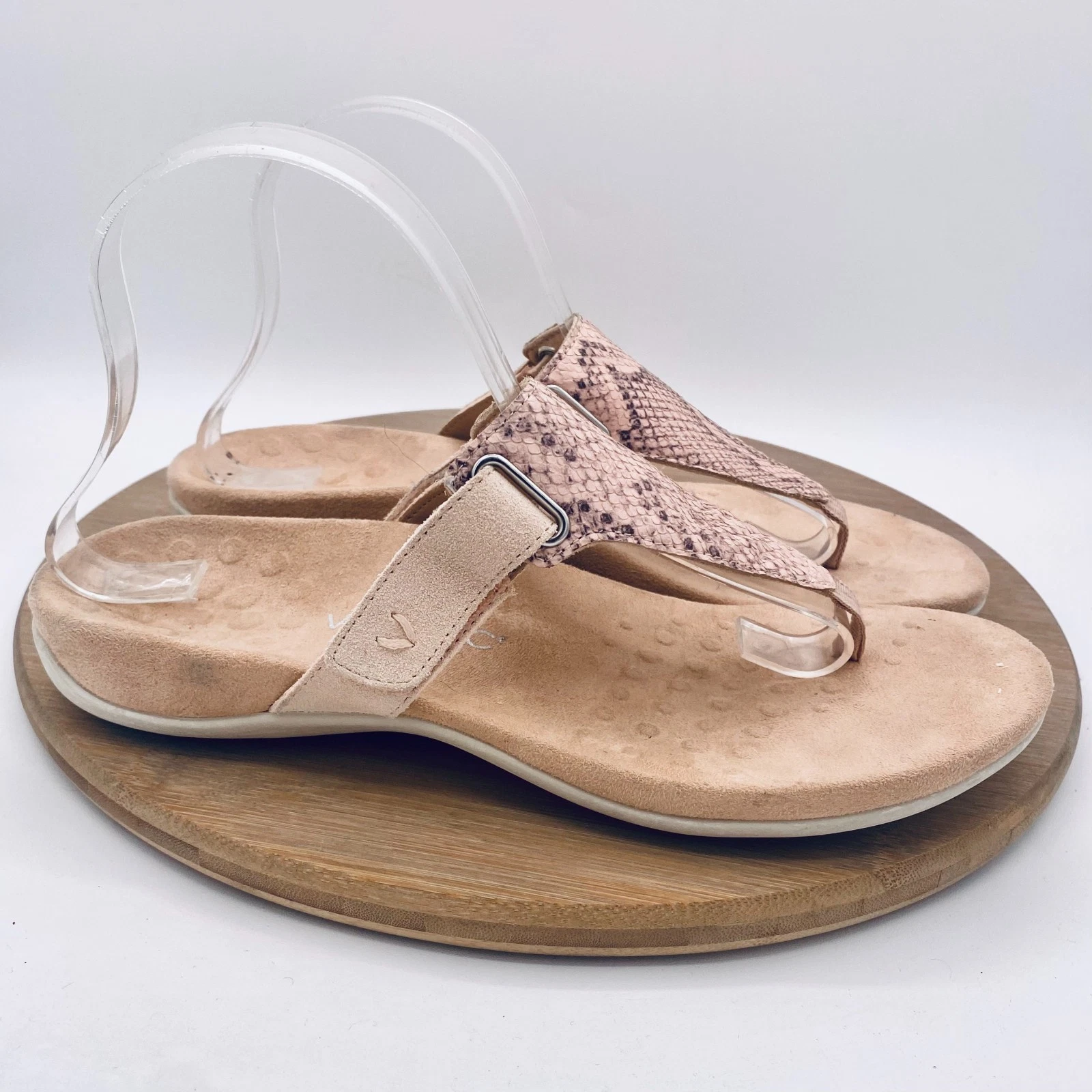 Vionic Sandals Womens 9 Pink Leather Comfort Wanda Flip Flop Snakeskin