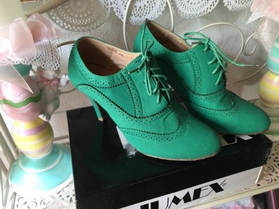 Damenschuhe Pumps Stiefeletten Velourleder Größe 39 mit Karton Jumex grün NEU