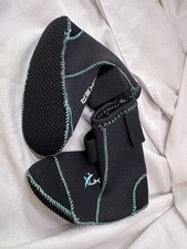 XUKER Black and Blue Neoprene Anti Slip Socks Sand Proof Size X-small